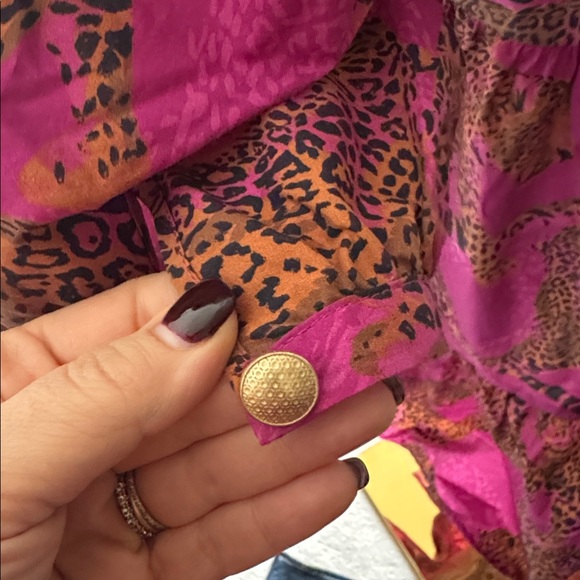 🐅 Farm Rio Artsy Leopards Mini Dress – Size Medium - Picture 3 of 3